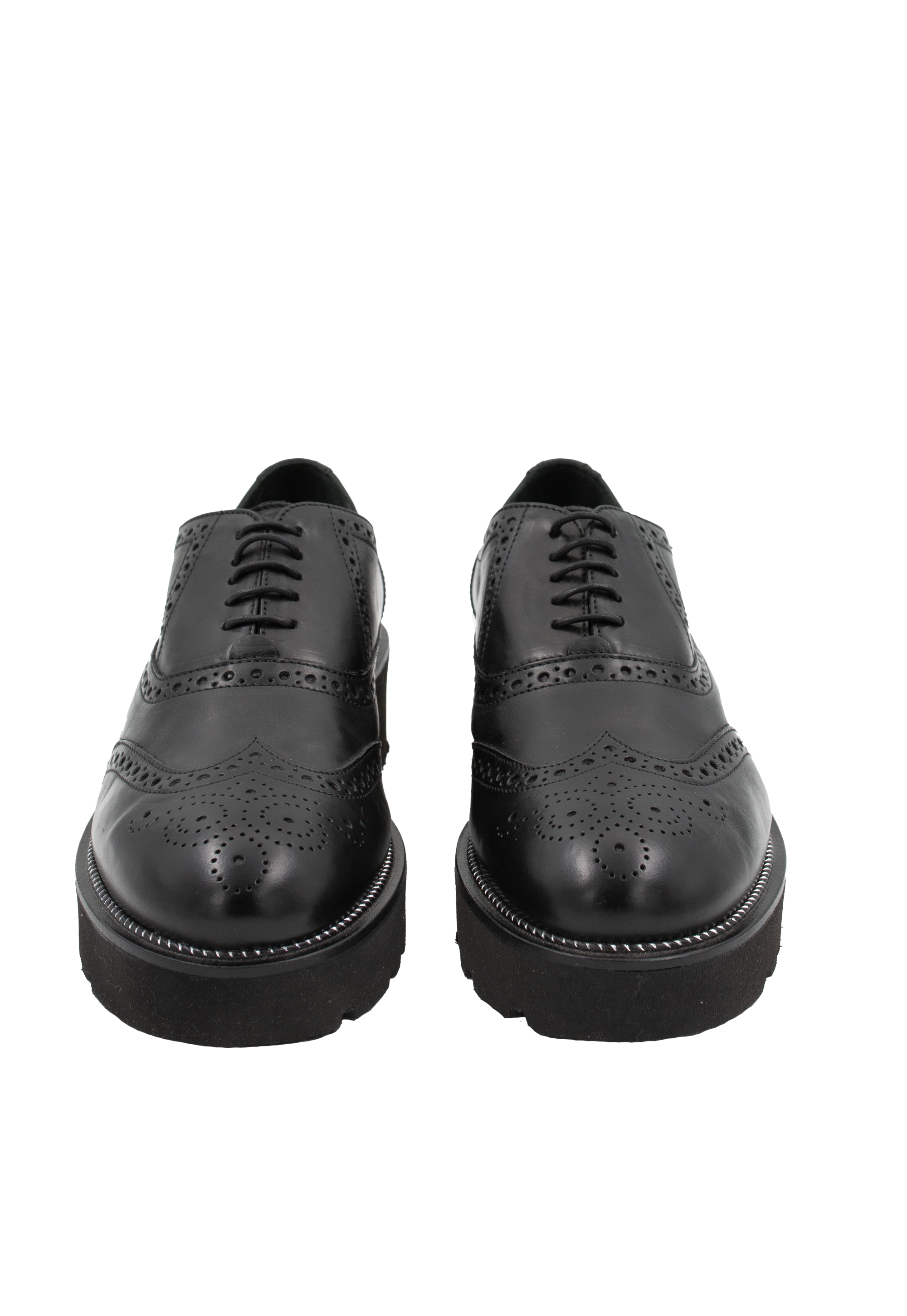 Lace-up Oxford shoes