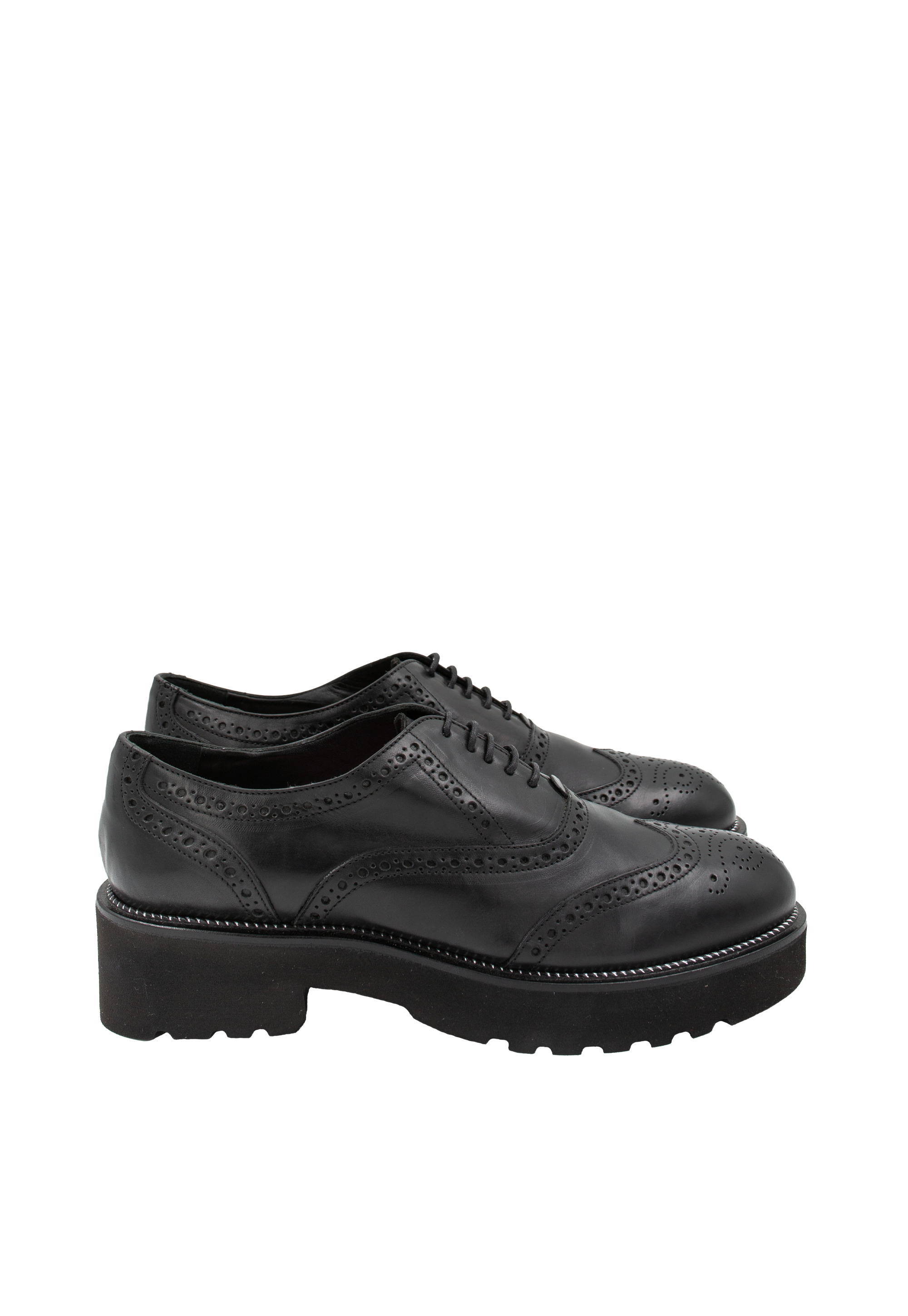 Lace-up Oxford shoes